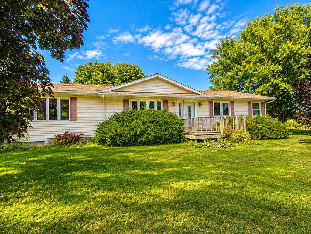 Photo of 55 Elm Street, Easton, MN 56025 (MLS # 7125525)