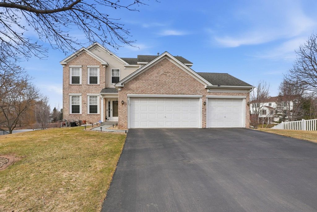 Photo of 953 Lake Ridge Bay, Woodbury, MN 55129 (MLS # 7045078)