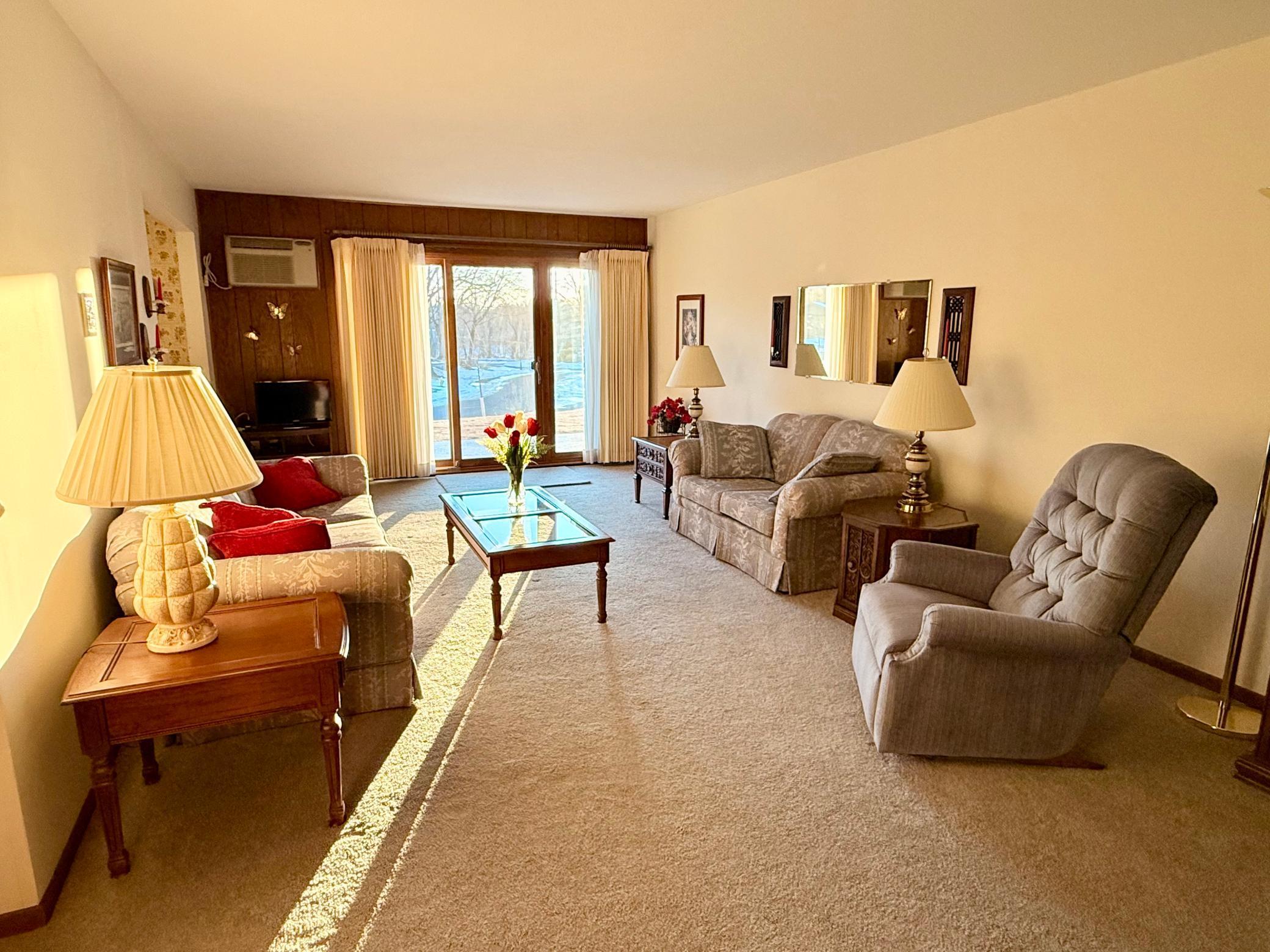 2700 Oxford Street N 104