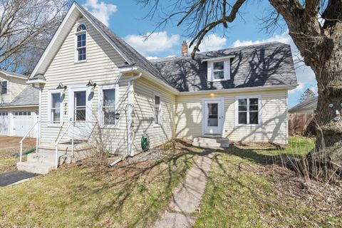 414 Wisconsin Avenue Centuria WI 54824