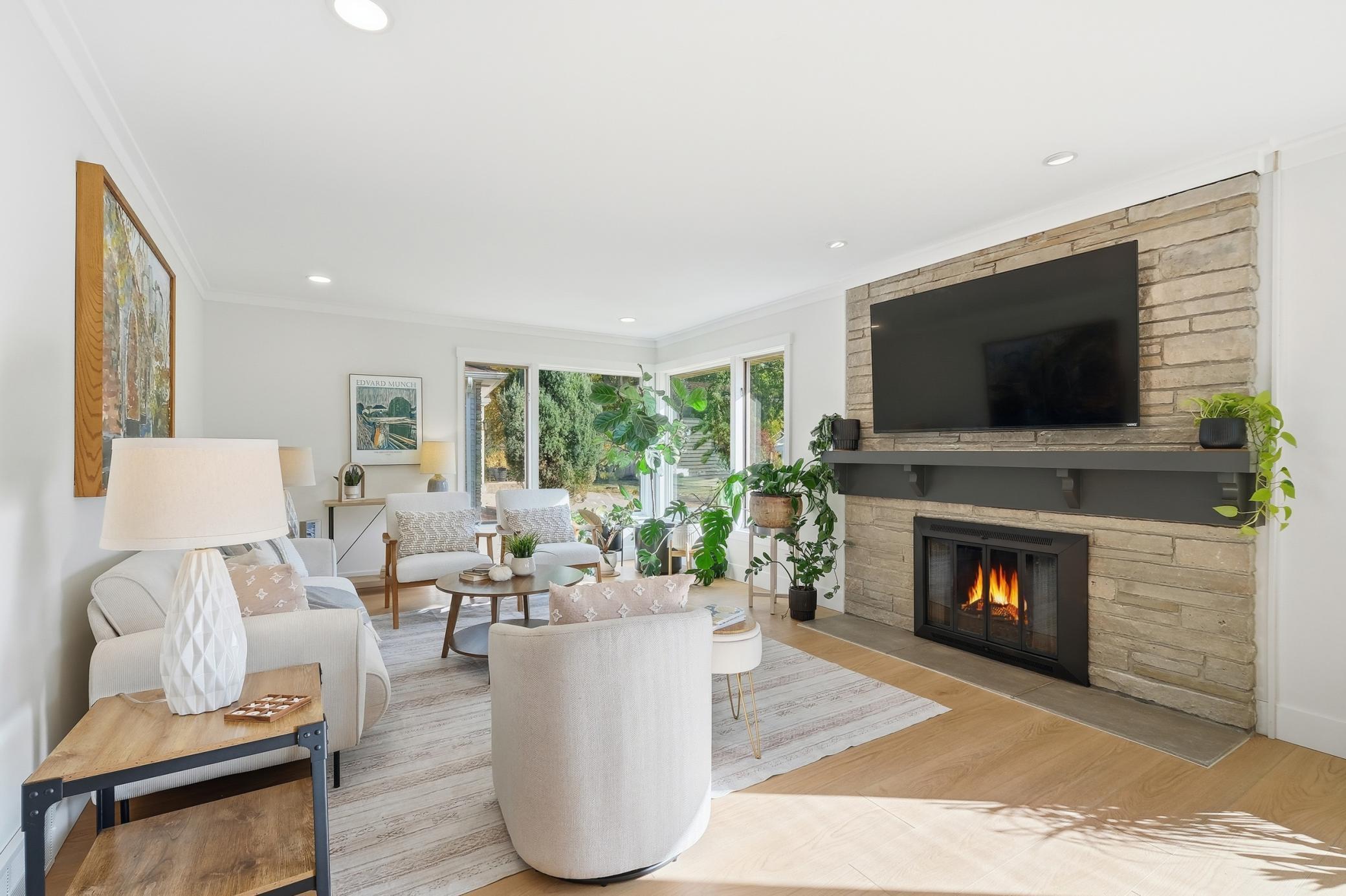 548 Clover Leaf Drive