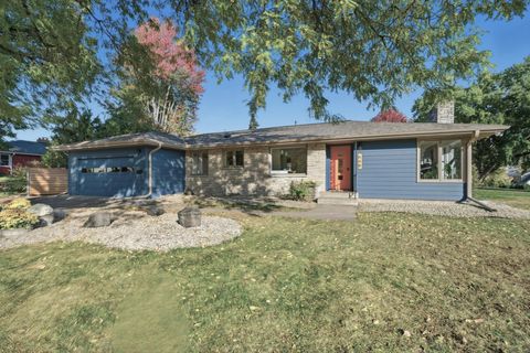 548 Clover Leaf Drive Golden Valley MN 55422