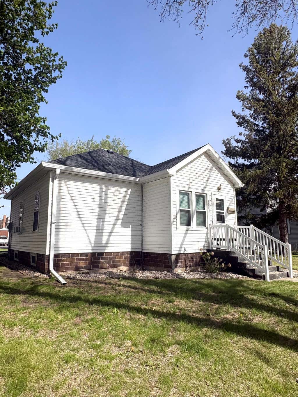 Photo of 871 7th Street, Dawson, MN 56232 (MLS # 7073363)