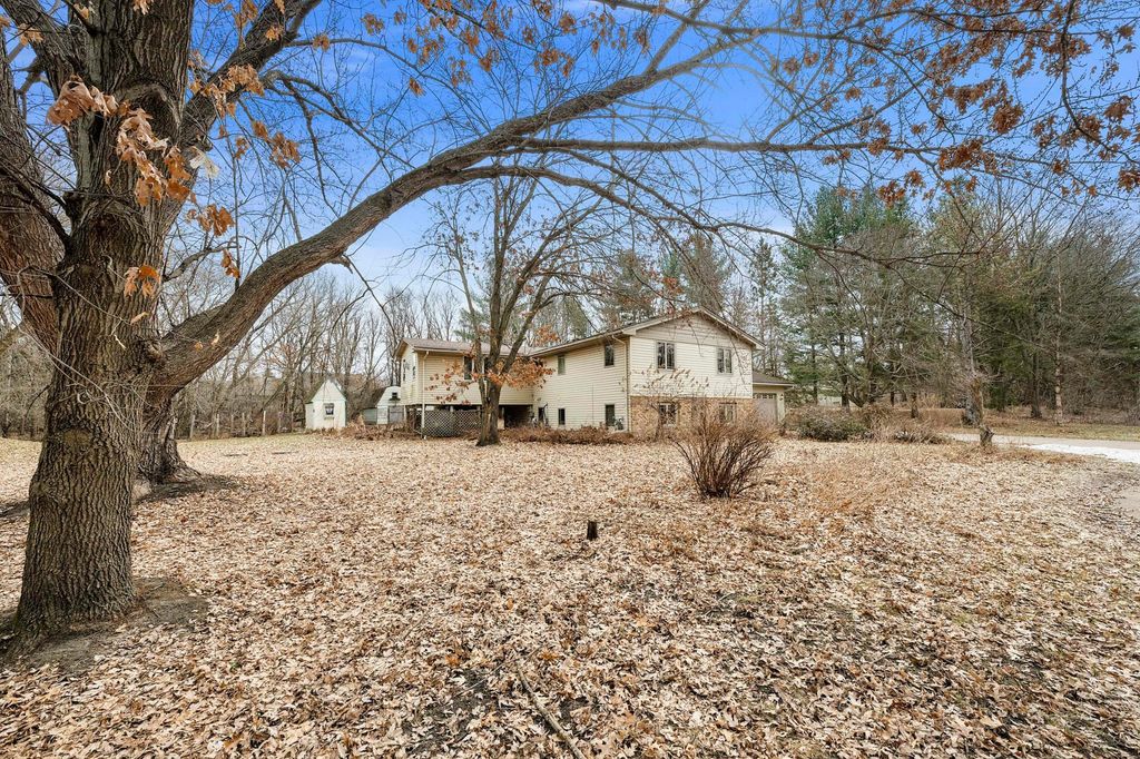 Photo of 14159 Goodhue Street NE, Andover, MN 55304 (MLS # 7032943)