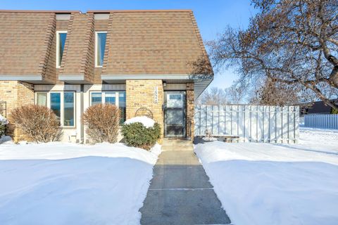 1526 16 1/2 Street S Fargo ND 58103