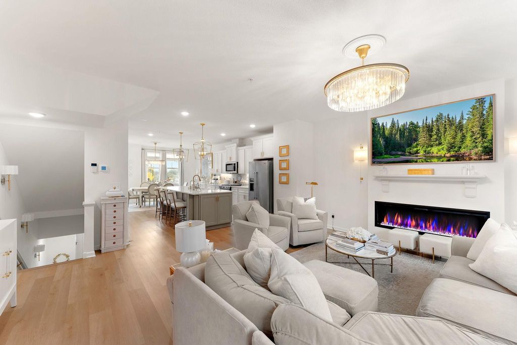 Photo of 870 Mount Curve Boulevard #F, Saint Paul, MN 55116 (MLS # 7055338)