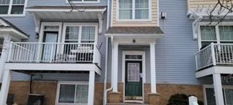 1667 Village Trail E 5 Maplewood MN 55109