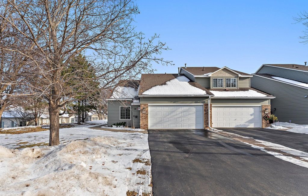 Photo of 2510 Lockwood Drive #47, Mendota Heights, MN 55120 (MLS # 7003066)