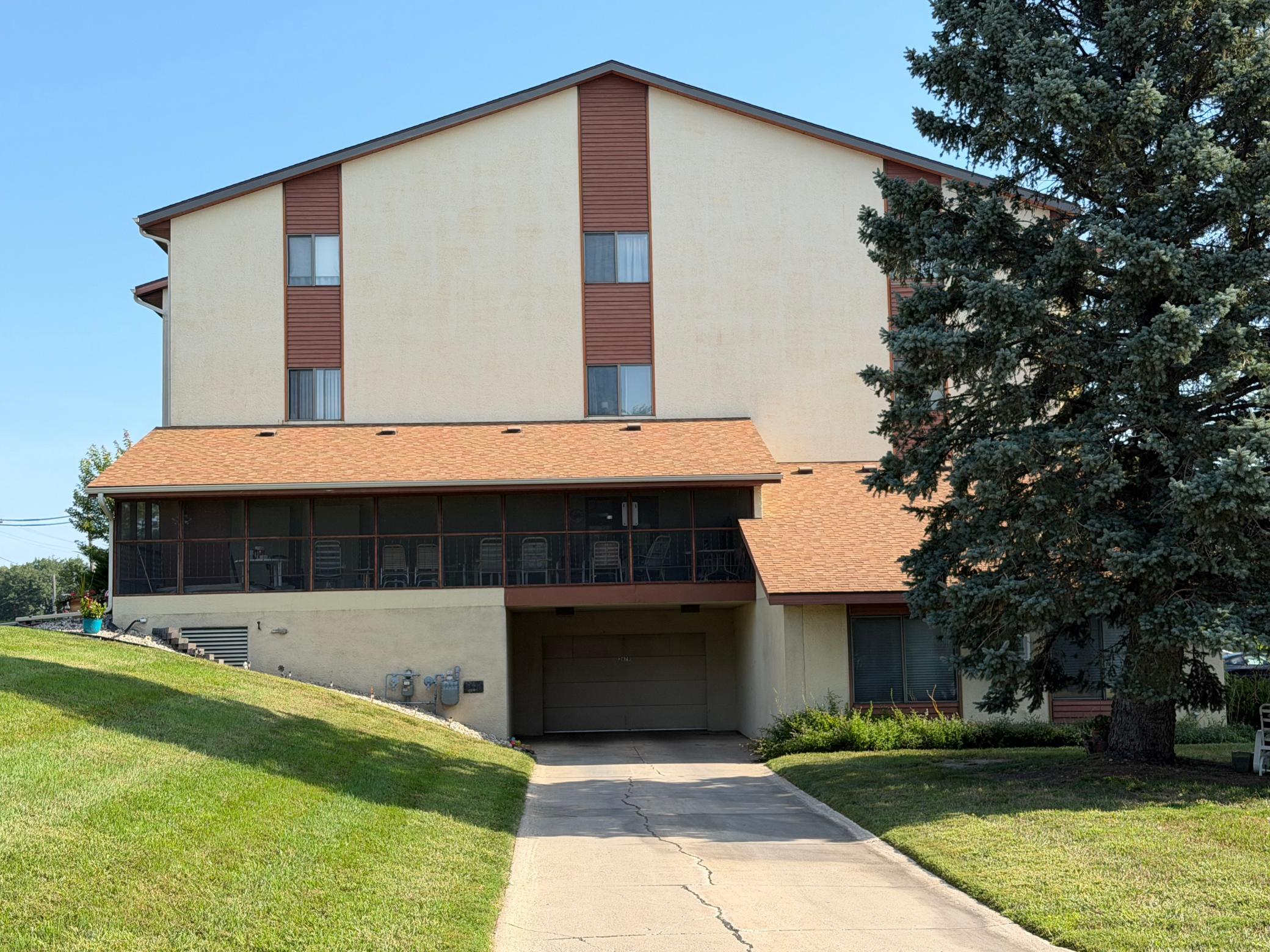 2679 Albion Avenue 203 - Photo 2