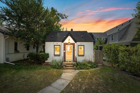 Photo of 1284 Juno Avenue, Saint Paul, MN 55116 (MLS # 7129777)