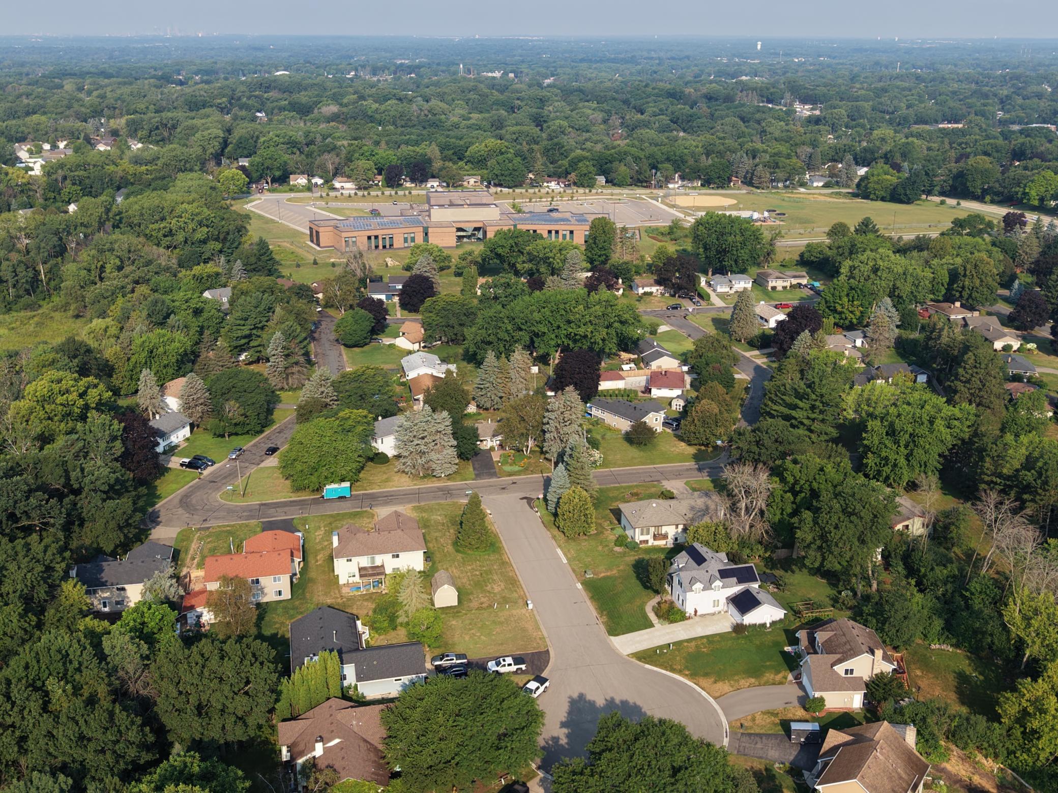 2508 Knoll Circle