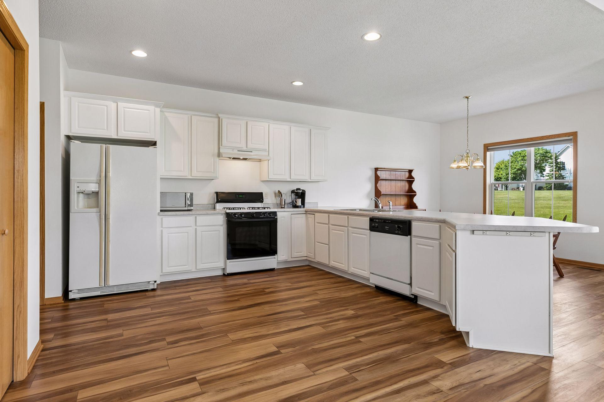 7558 5th Street N