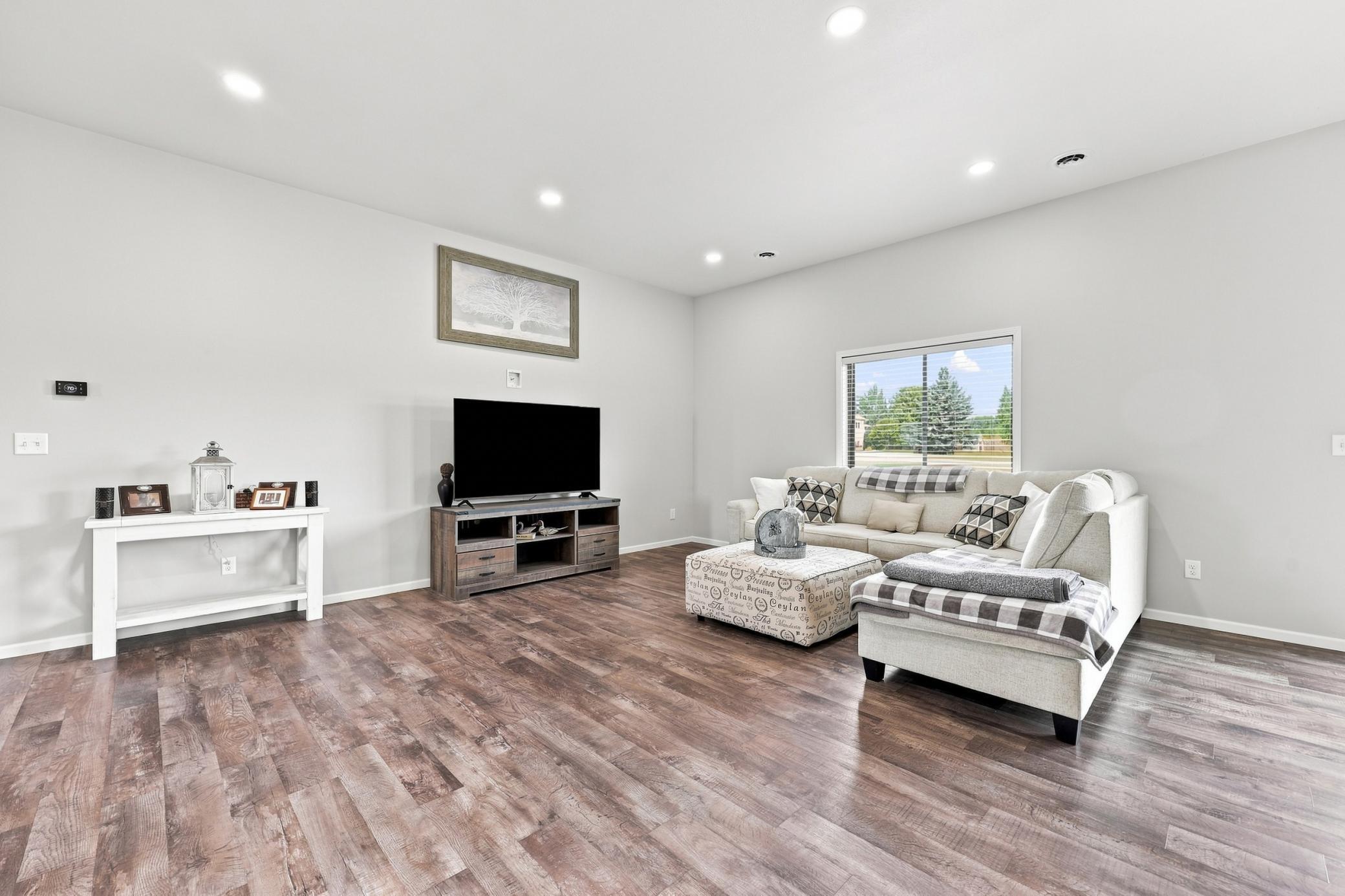 15400 Trillium Trail