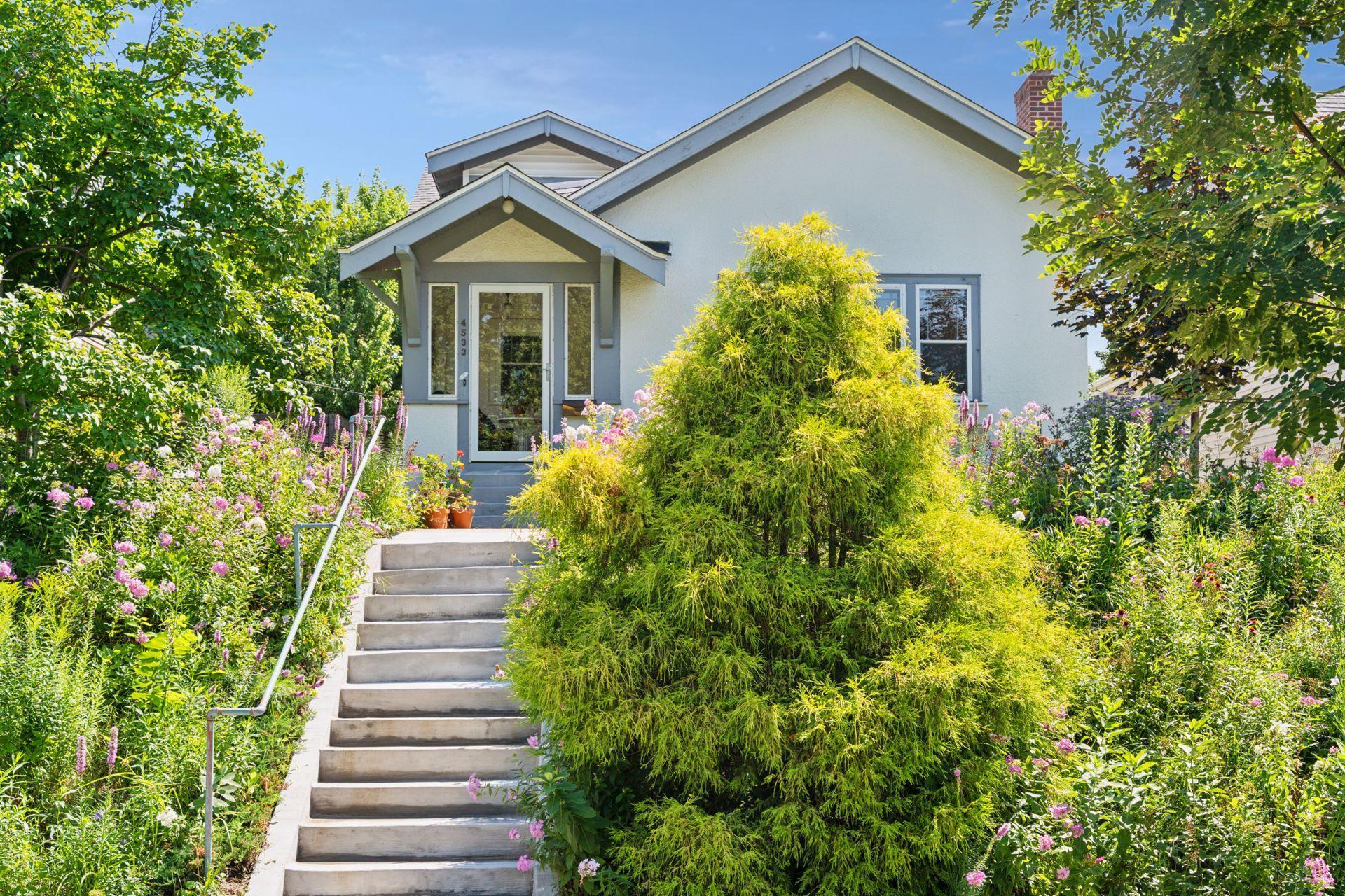 4533 Harriet Avenue