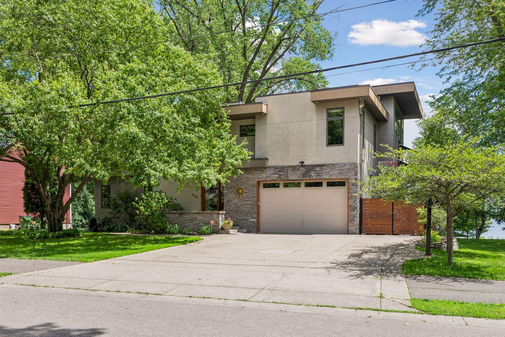 410 Mccarrons Boulevard N