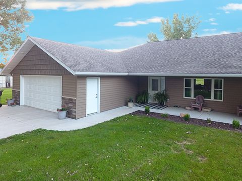 Photo of 305 1st Street SW, Geneva, MN 56035 (MLS # 6776092)