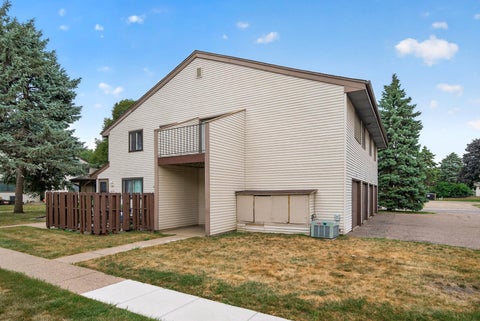 Photo of 6133 72nd Lane N, Brooklyn Park, MN 55429 (MLS # 7129896)