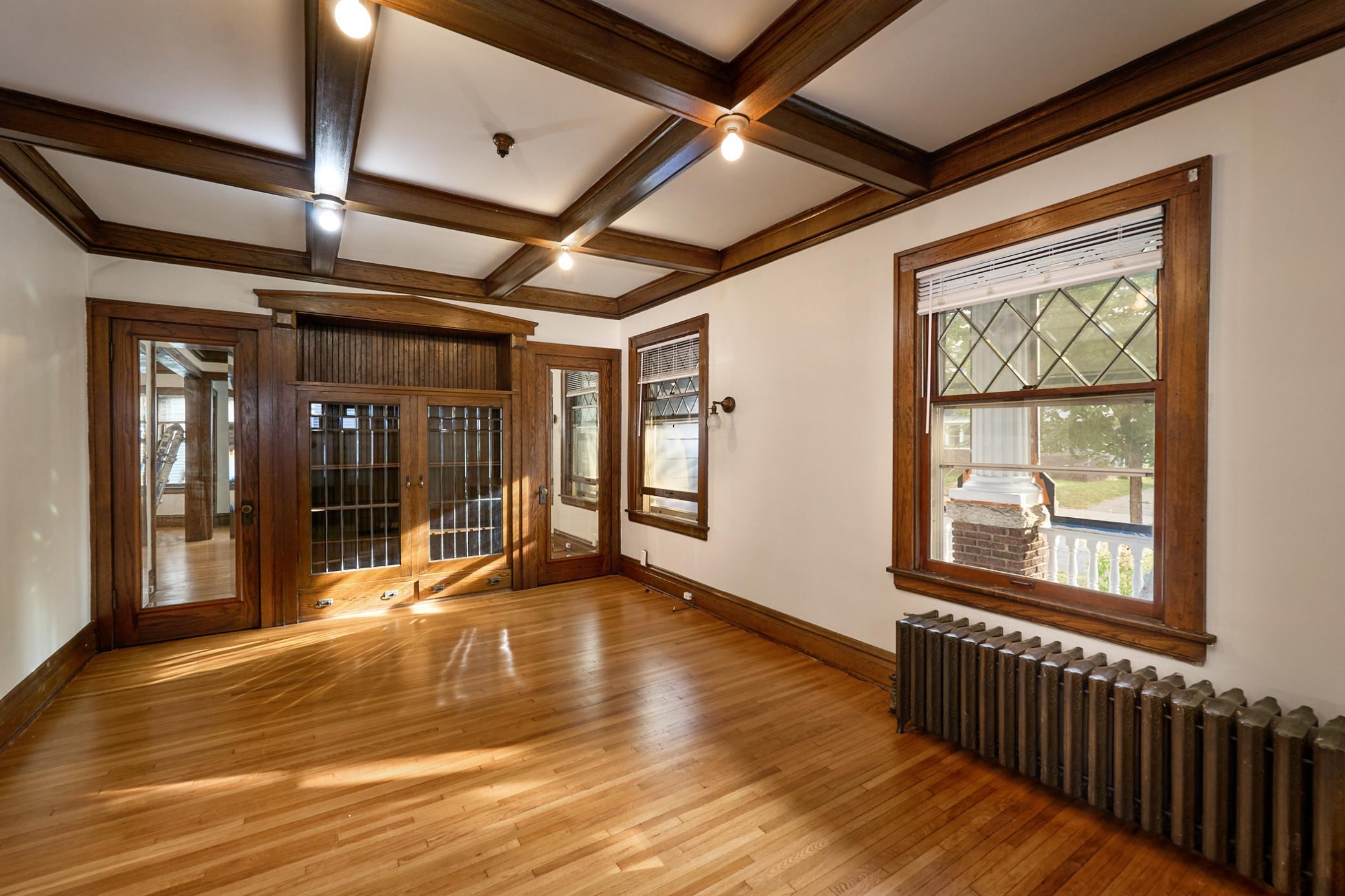 2410 Colfax Avenue S