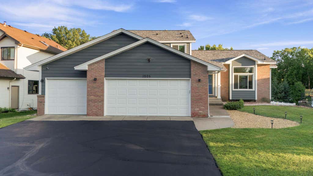 Photo of 11205 72nd Avenue N, Maple Grove, MN 55369 (MLS # 7105081)
