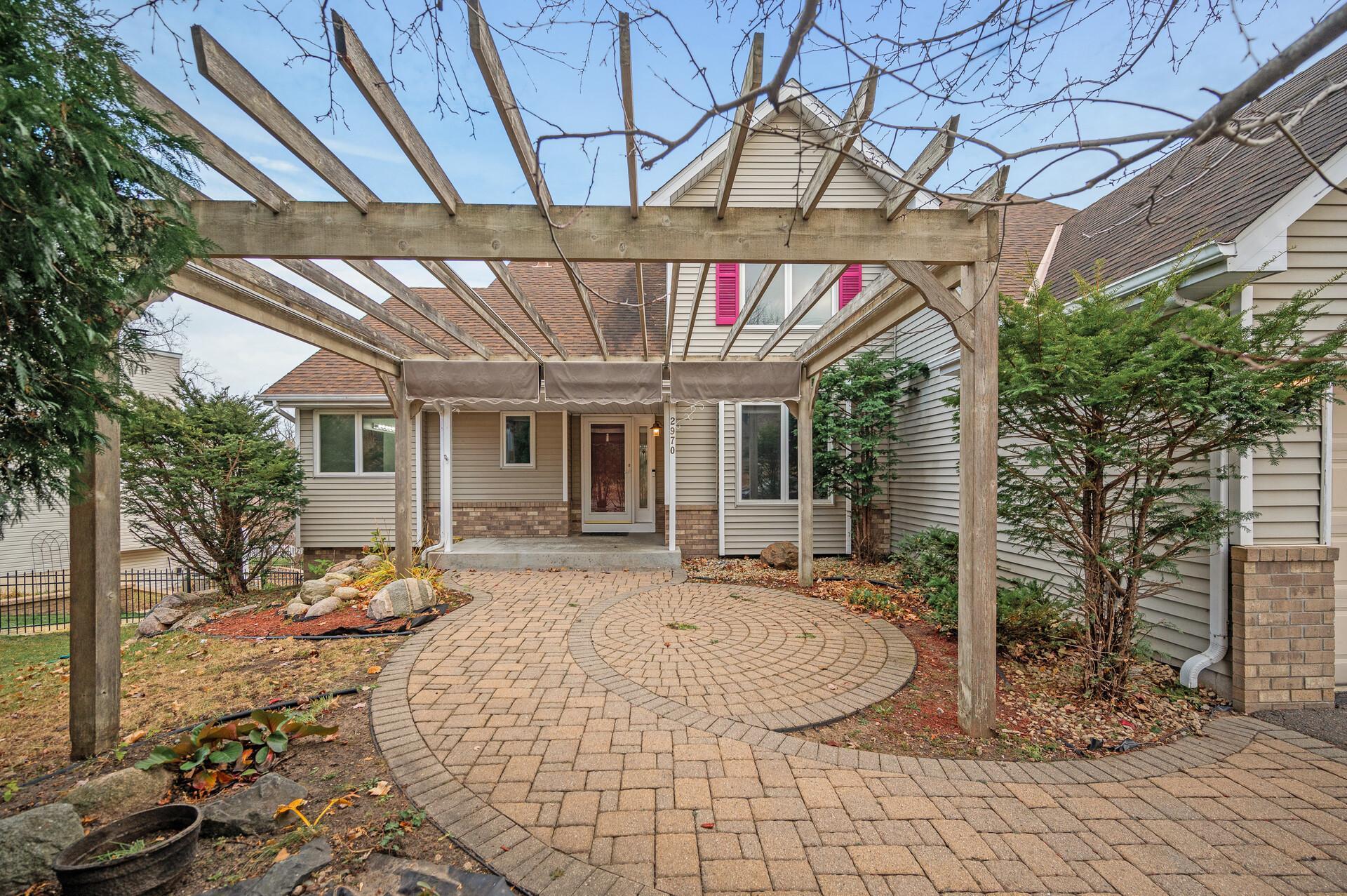 2970 Western Avenue N