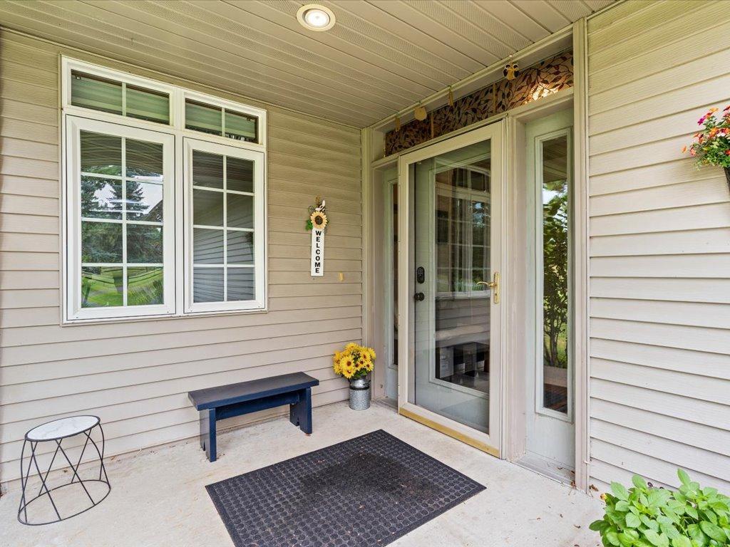 4612 Hemlock Lane