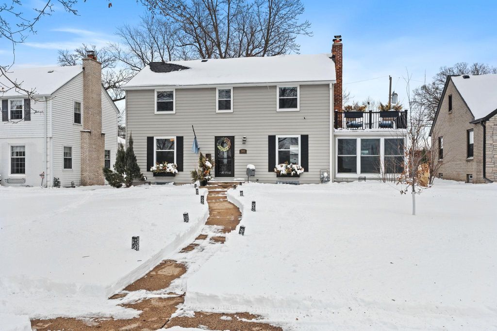 Photo of 5811 Portland Avenue, Minneapolis, MN 55417 (MLS # 7017500)