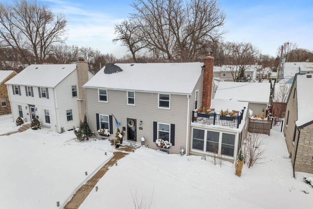 Photo of 5811 Portland Avenue, Minneapolis, MN 55417 (MLS # 7017500)
