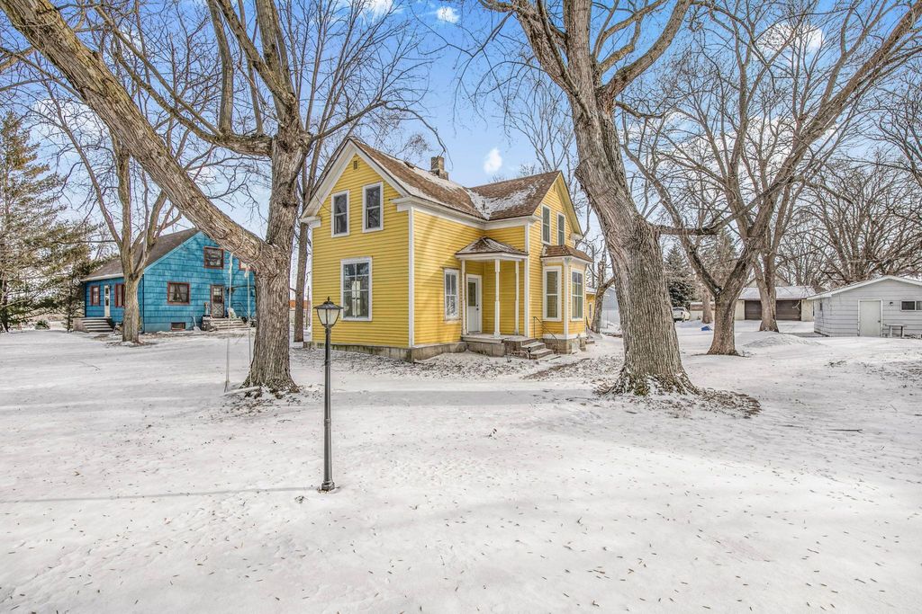 Photo of 407 11th Street N, Kerkhoven, MN 56252 (MLS # 7010956)