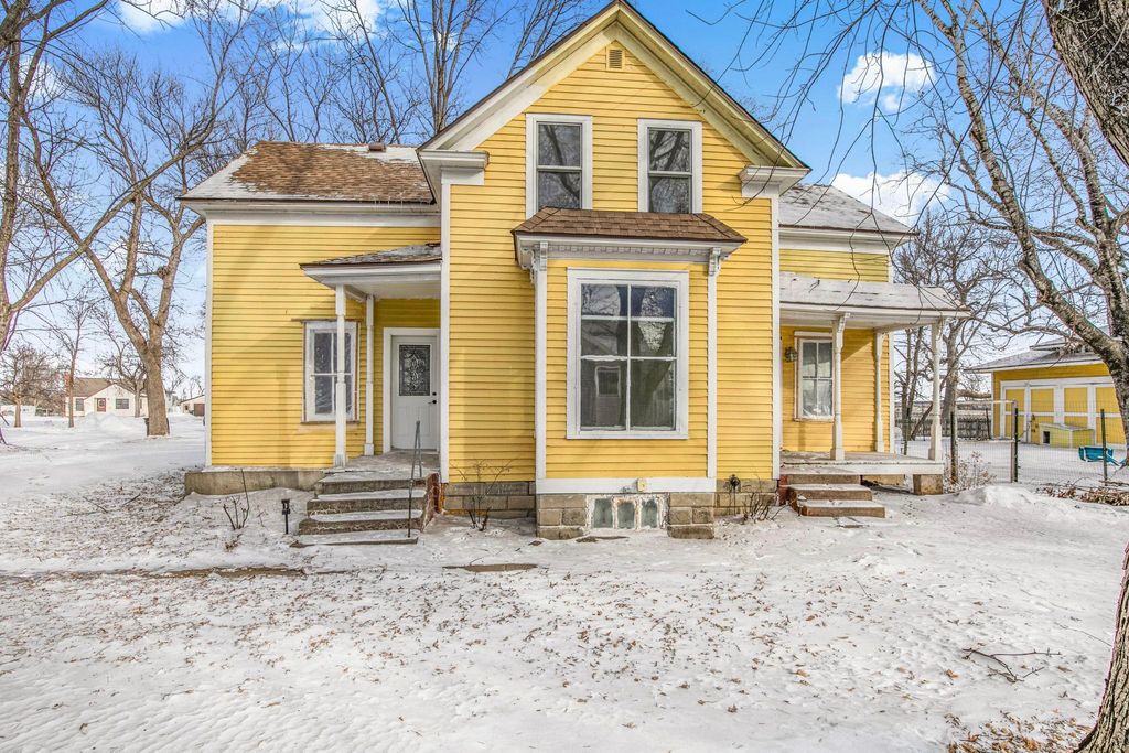 Photo of 407 11th Street N, Kerkhoven, MN 56252 (MLS # 7010956)