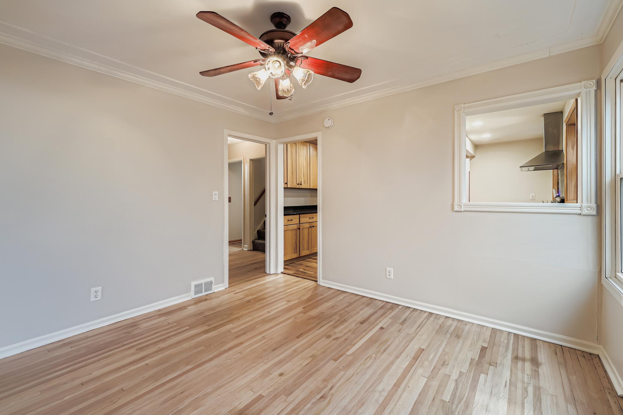 1581 Pinehurst Avenue