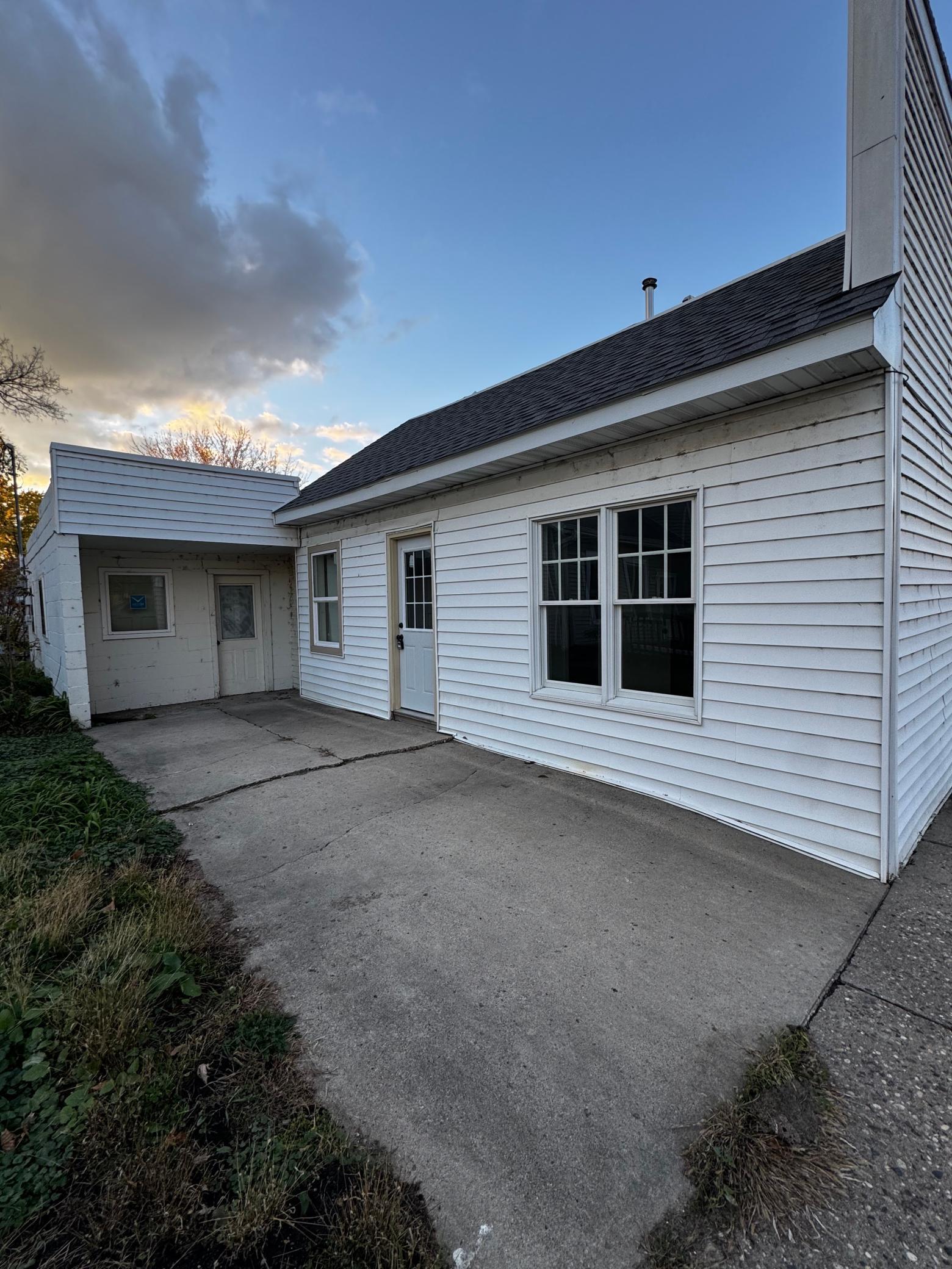 241 Webster Street N