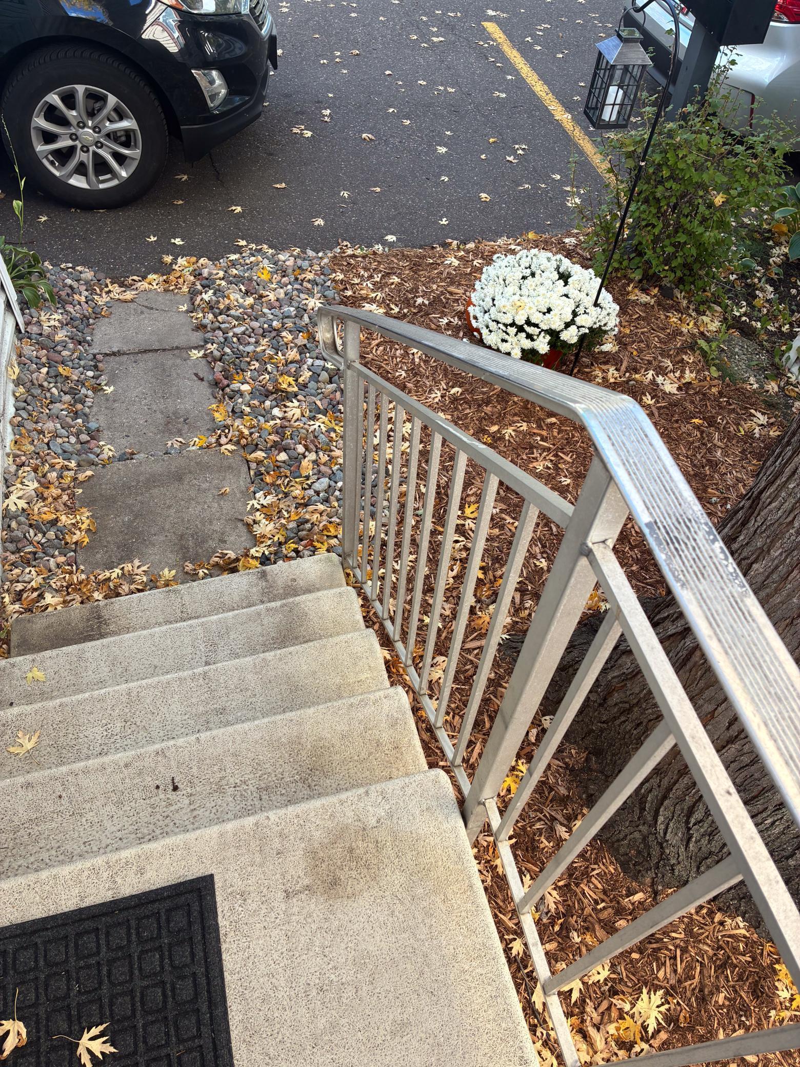 3020 Rice Street Trailer B16