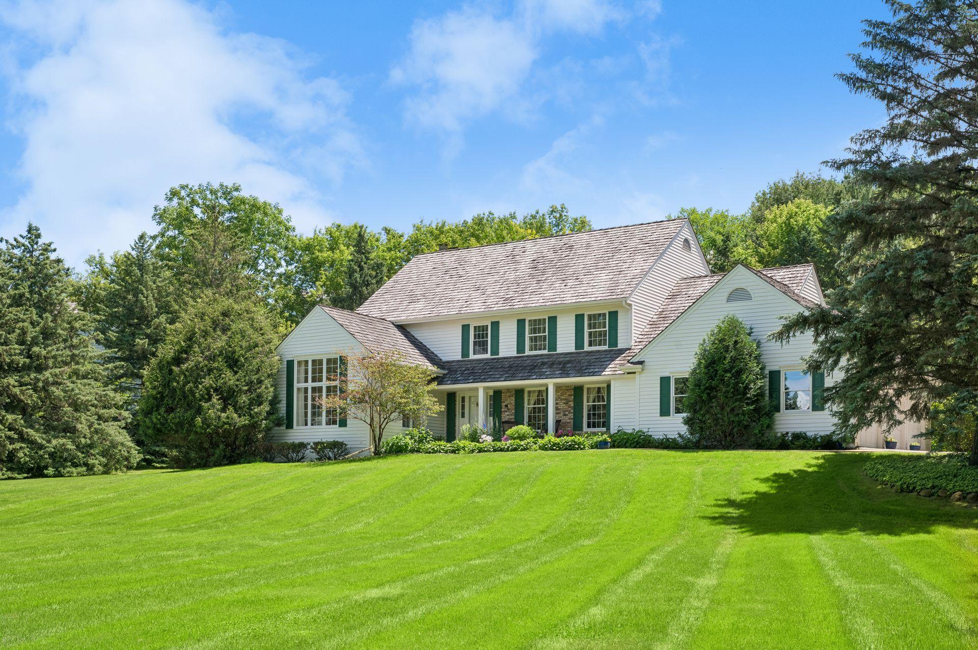 215 Hollander Road