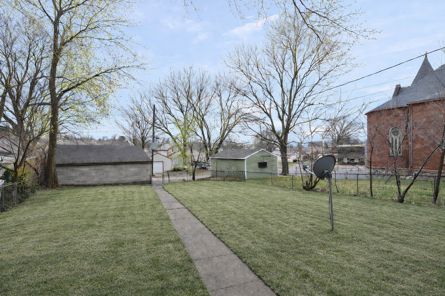 116 Sycamore Street E
