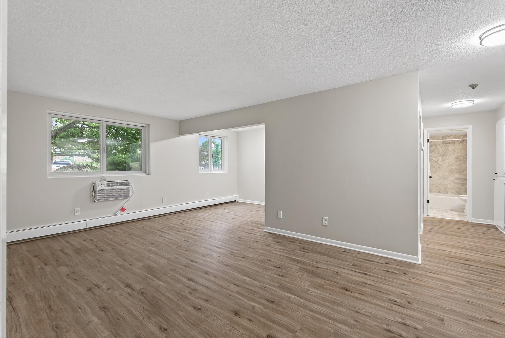 4371 Wilshire Boulevard 107