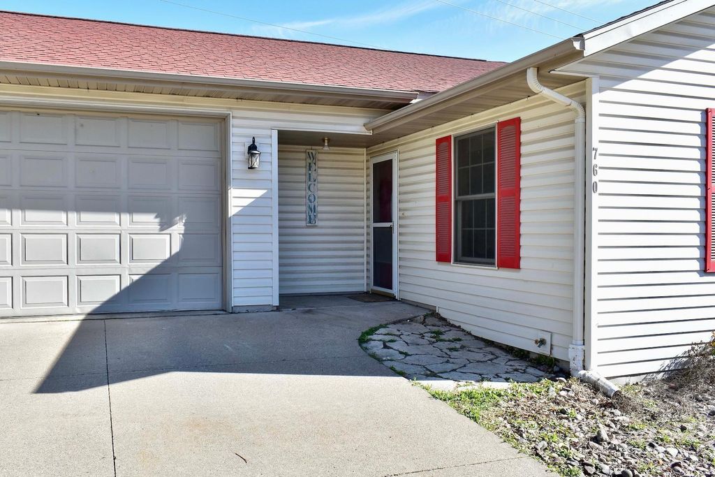 Photo of 760 Jimmy Carter Place, Winona, MN 55987 (MLS # 7058334)