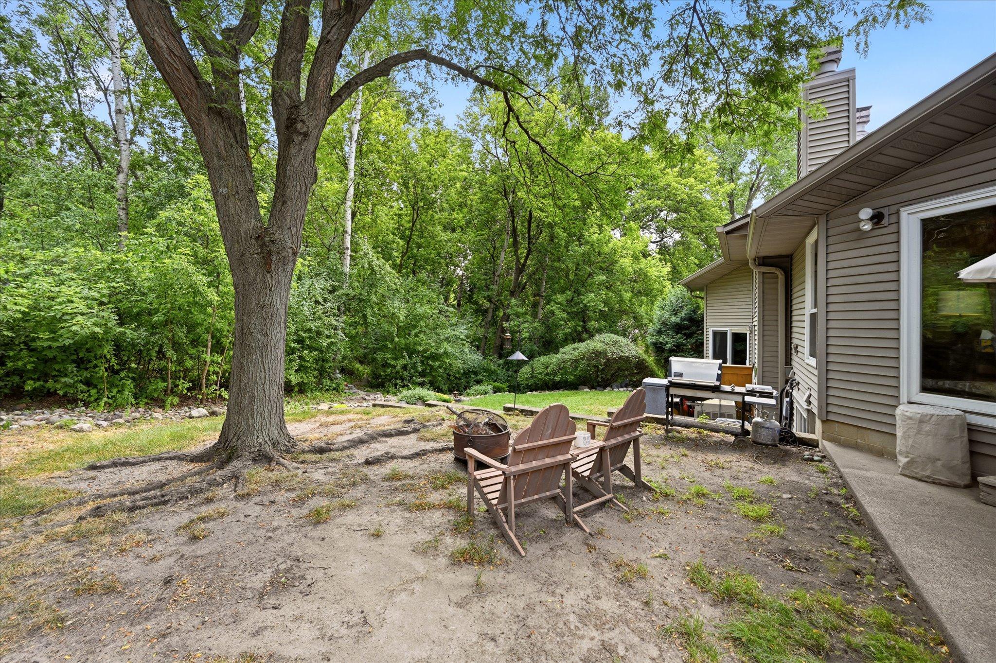 674 Dorland Road S