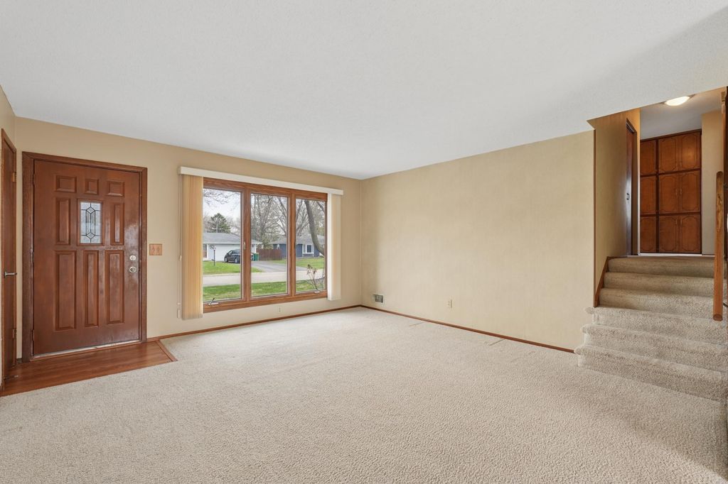 Photo of 20597 Iceland Avenue, Lakeville, MN 55044 (MLS # 7047771)