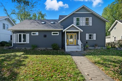 Photo of 616 Brown Street SW, Hutchinson, MN 55350 (MLS # 6768752)