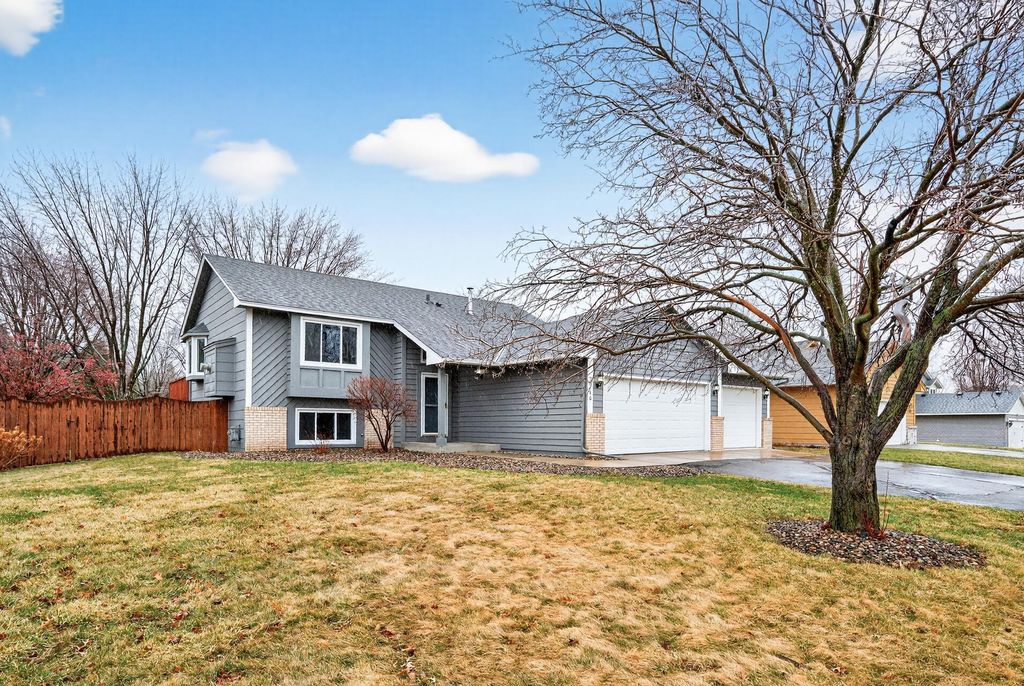 Photo of 17140 Firestone Path, Farmington, MN 55024 (MLS # 7042855)