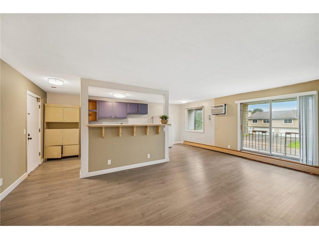 6325 Douglas Drive N