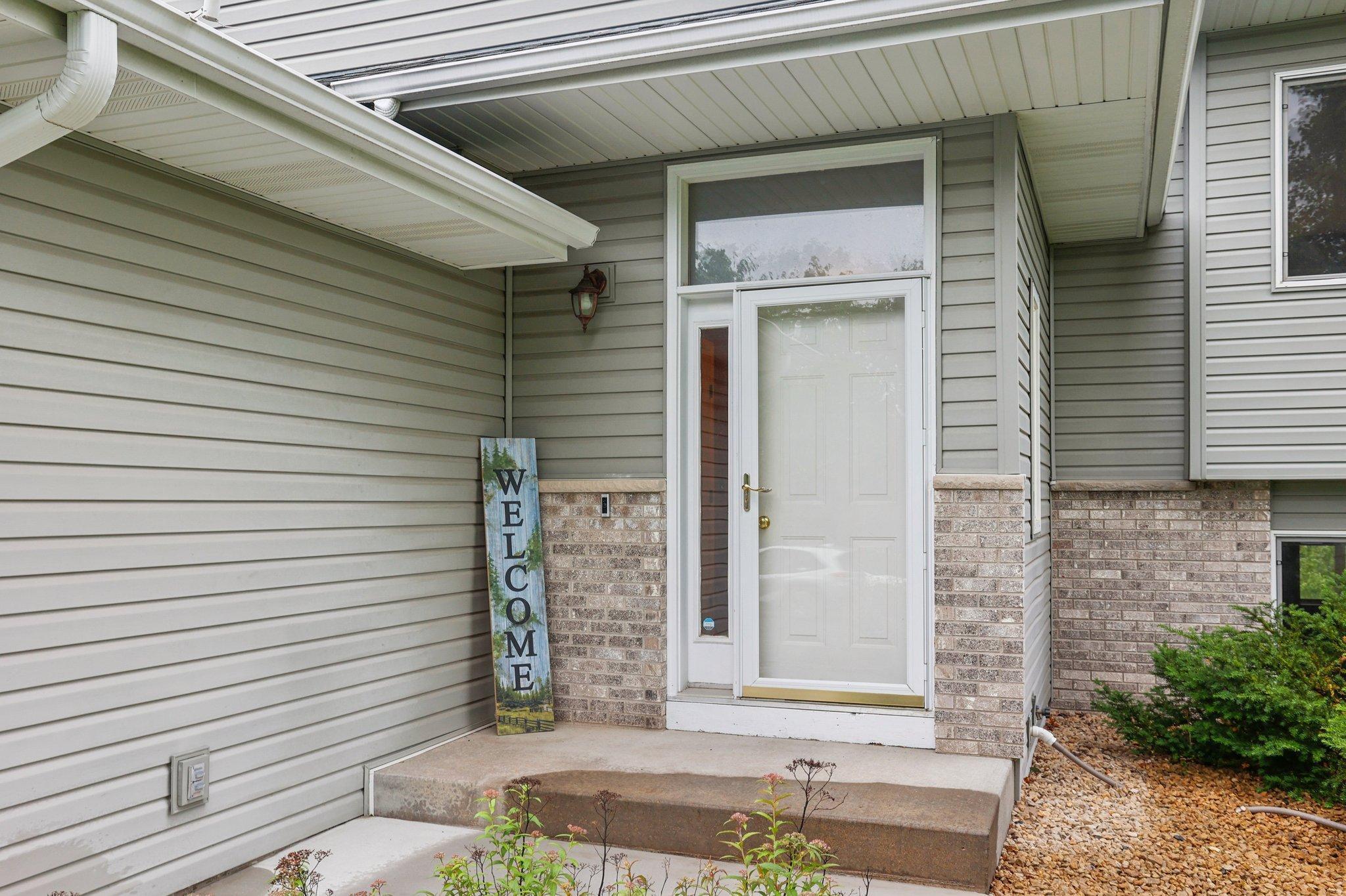 550 Woodduck Trail
