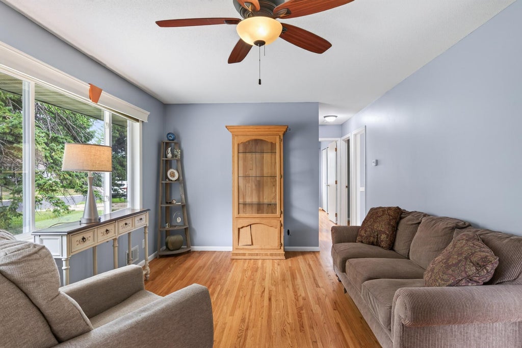 Photo of 3756 Gettysburg Avenue N, New Hope, MN 55427 (MLS # 7066966)