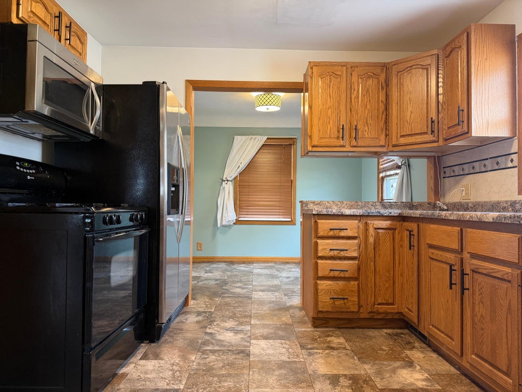 Photo of 143 12th Avenue N, South Saint Paul, MN 55075 (MLS # 7134467)