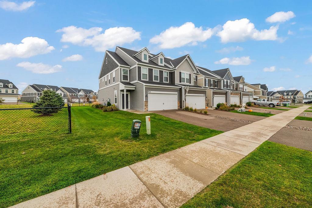 9652 4th Street Lane N