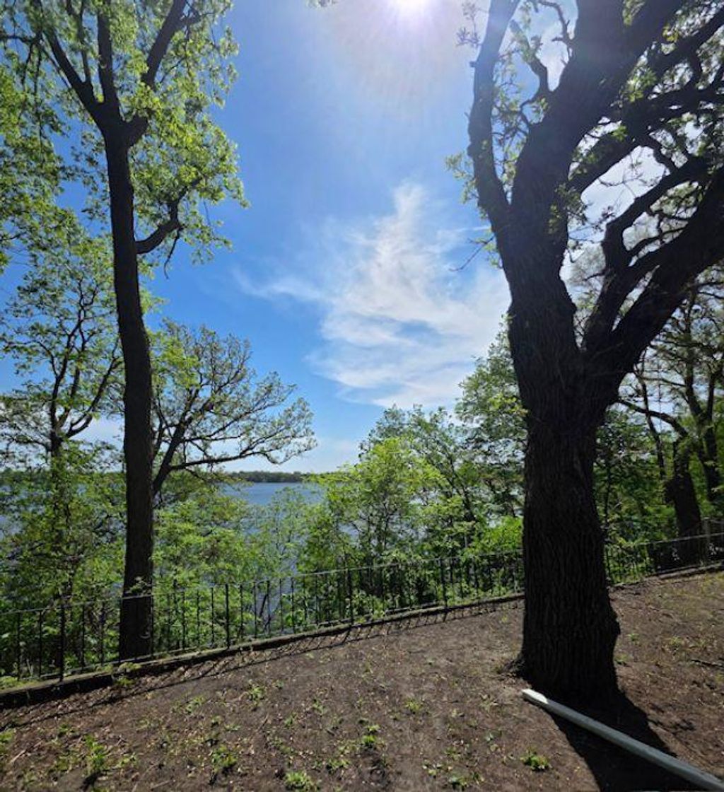 Photo of 775 Shoreacres Drive, Fairmont, MN 56031 (MLS # 7078086)