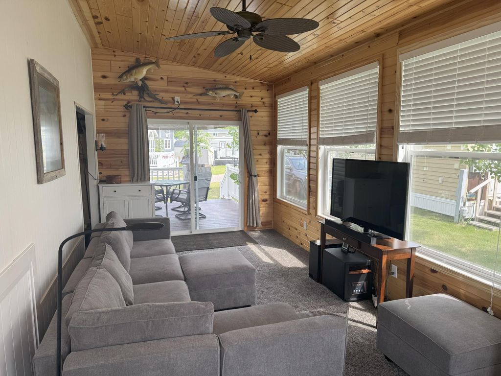 Photo of 1540 US Highway 59, Detroit Lakes, MN 56501 (MLS # 7043229)