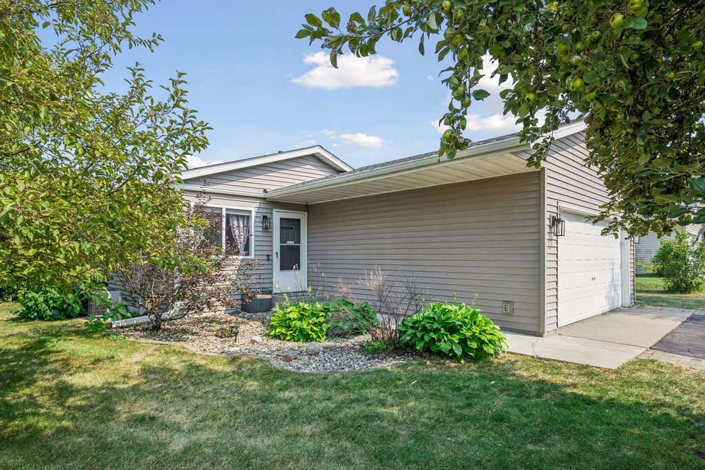 Photo of 9230 Widgeon Lane, Monticello, MN 55362 (MLS # 7114765)