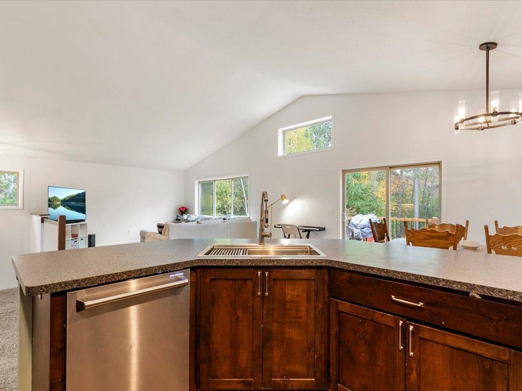 8609 Sugarberry Creek