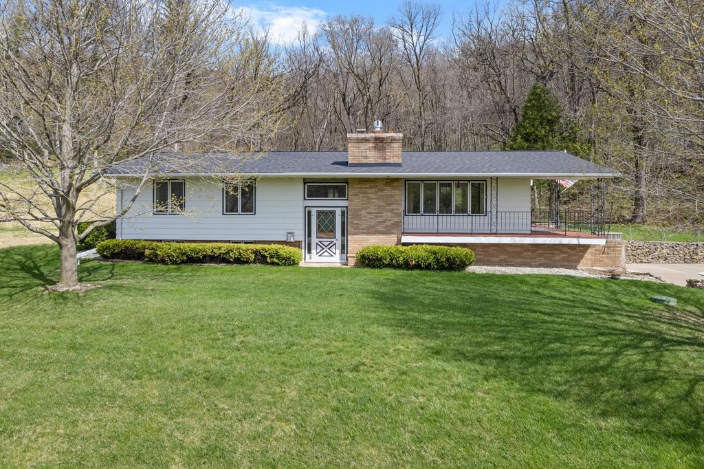 Photo of 25278 Highway 248, Minnesota City, MN 55959 (MLS # 7062078)